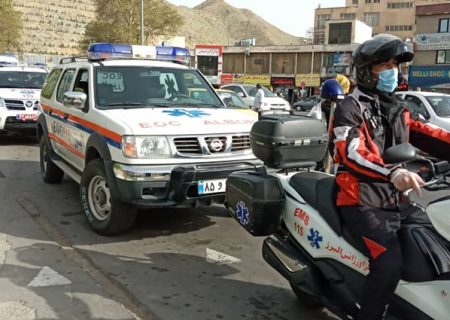 مانور هشداری آمبولانس های اورژانس البرز در کرج/ظرفیت بیمارستان ها در حال تکمیل است