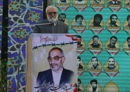 شعار «هیهات منا الذله» شهید لاجوردی را در مقابل شکنجه های ساواک مقاوم تر می کرد