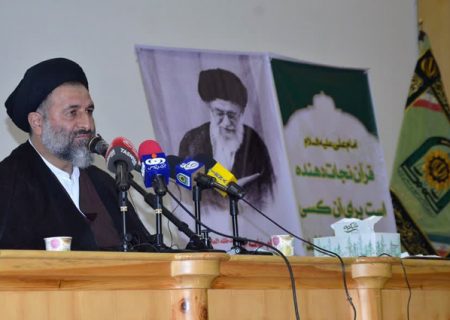 لازمه رسیدن به پلیس در تراز انقلاب، مأنوس شدن با قرآن است