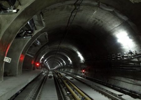 وزیر کشور خواستار تسریع در ساخت و بهره‌برداری از متروی کرج شد