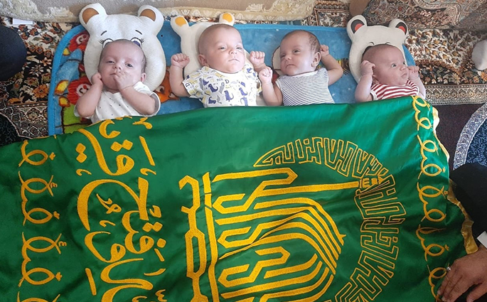 پدر چهارقلوهای البرزی، گره گشایی از مشکلاتش را به پرچم رضوی گره زد