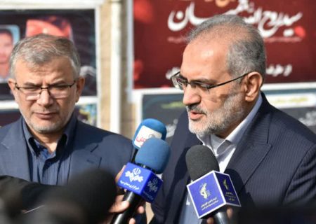 دشمنان دست از توطئه برنمی دارند/ لزوم تقویت روحیه و فرهنگ ایثار و شهادت