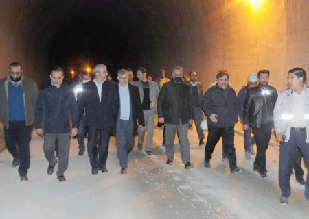 ایستگاه متروی گلشهر تا آیت الله طالقانی دهه فجر امسال آماده بهره برداری می شود