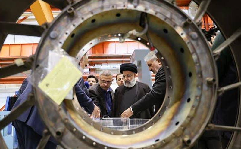 نگاهی به دستاوردهای دولت سیزدهم/ از احیای کارخانجات تا پروژه‌های زیربنایی