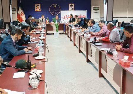 همه مدارس و فضاهای آموزشی در تابستان در اختیار محله ها قرار گیرند