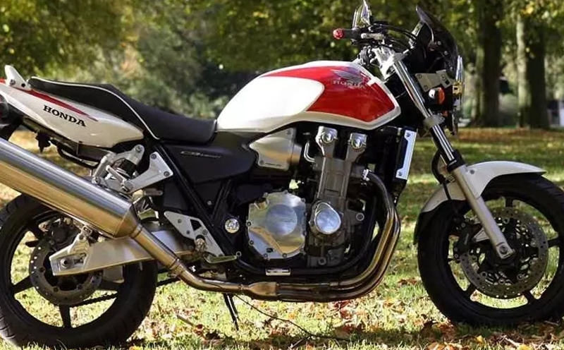 ضبط سه دستگاه موتورسیکلت قاچاق در البرز