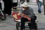 حدود نیمی از جمعیت ایران در سال ۵۶ زیر خط فقر بودند