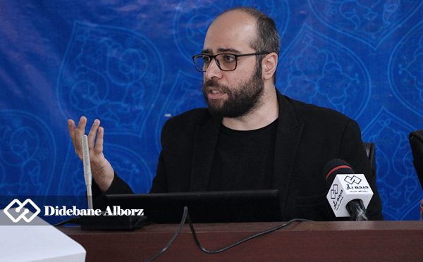 اهدای جایزه علمی و دیپلم افتخار تحقیقات علوم قرآنی و هنر به «امین بسطامی»