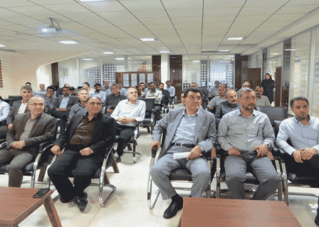 بازدید اعضای سازمان مدیریت و برنامه ریزی کشور از مراکز تحت نظارت اداره کل دامپزشکی البرز