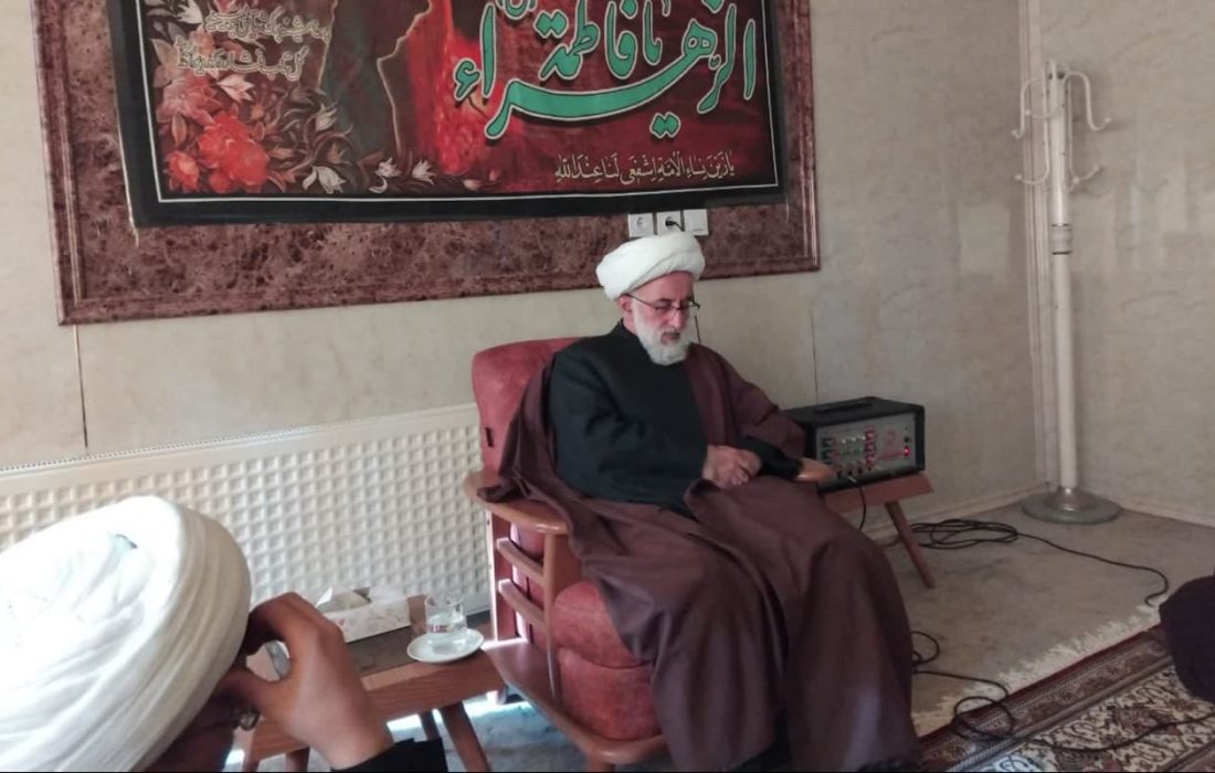 فعالیت صحیح در راه استانداردسازی حکم جهاد را دارد