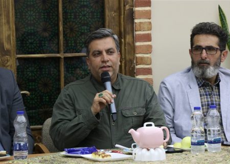 باید صدای هنرمندان را شنید/ ضرورت اجرای رزم رسانه ای