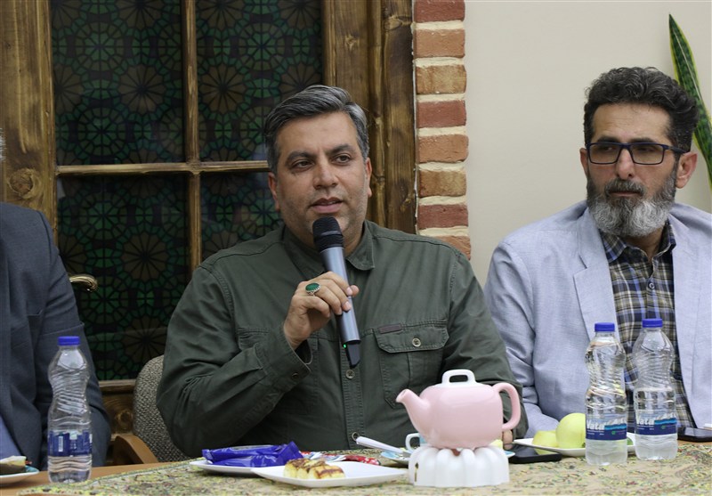 باید صدای هنرمندان را شنید/ ضرورت اجرای رزم رسانه ای