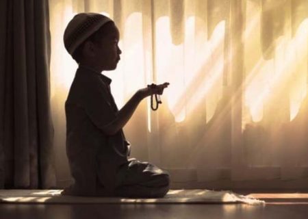 تجربیات مربیان فرهنگی در حوزه نماز می تواند جاذب کودکان و نوجوانان باشد