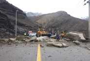 هشدار ریزش سنگ در محورهای کوهستانی البرز