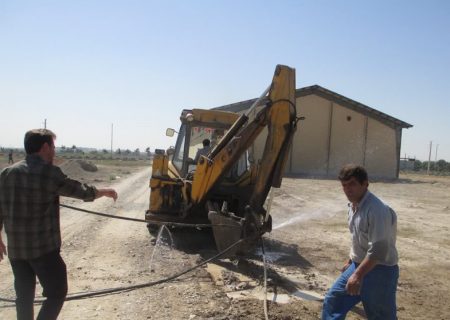 انشعاب آب غیرمجاز ۳۲۰ واحد مسکونی و باغ ویلا در اشتهارد قطع شد