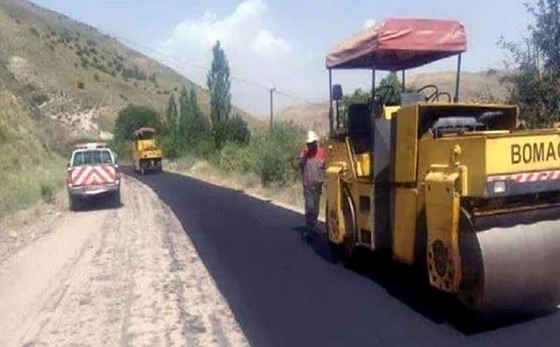 کوچه های خاکی کمالشهر پس از ۲۰ سال آسفالت می شوند