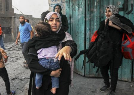 مقاومت زنان غزه کمر استکبار جهانی را شکست