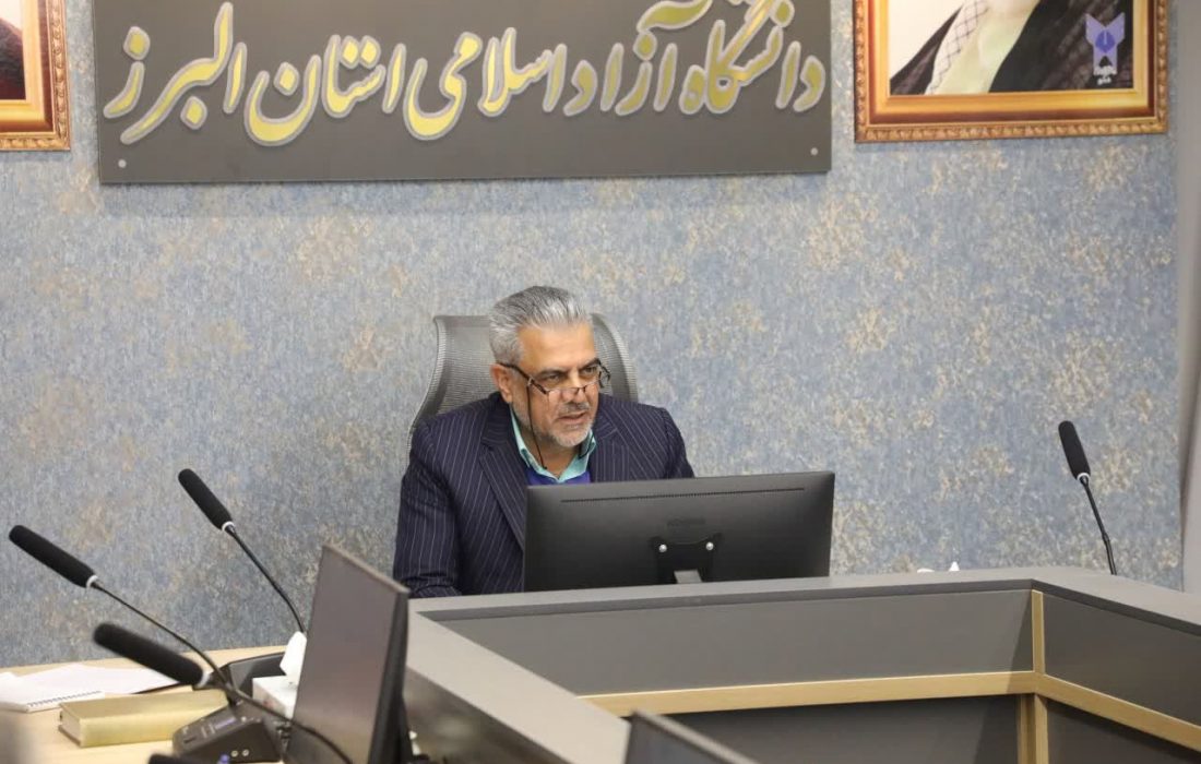 دانشگاه آزاد کرج در مسیر کارآفرینی و فناوری گام برداشته است