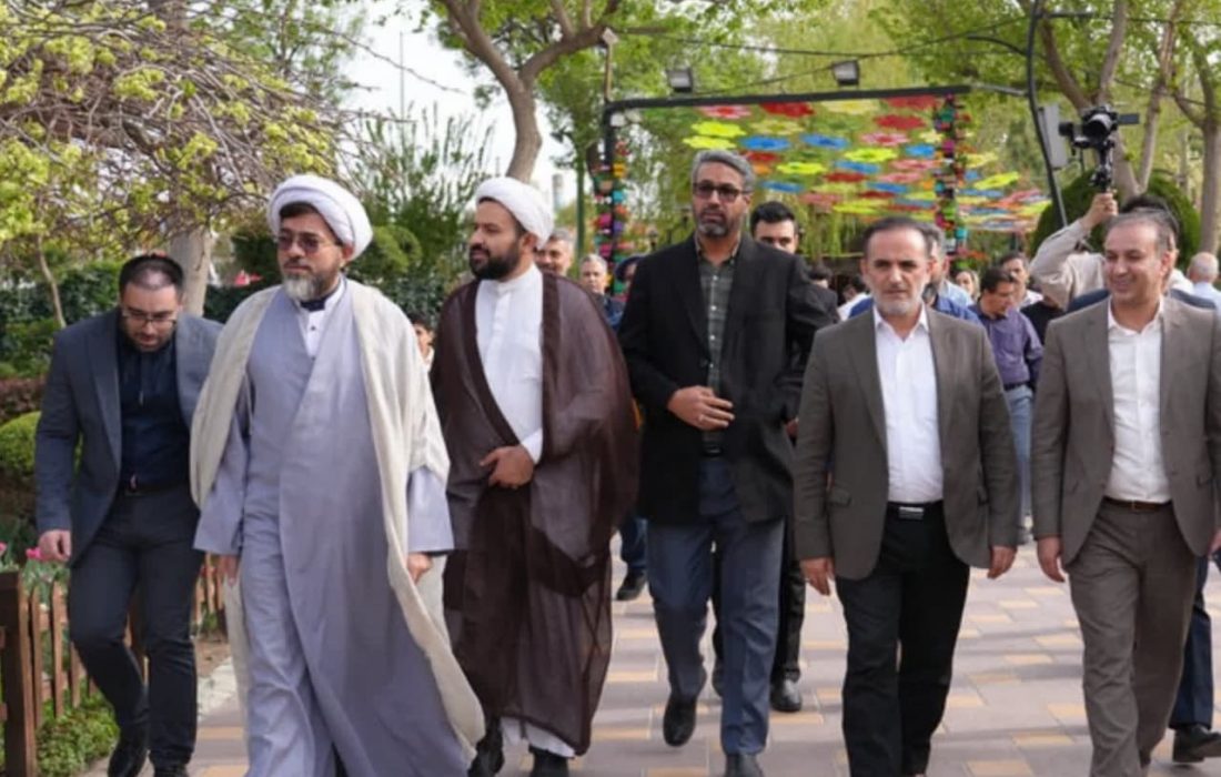 فضای سبز باید به عنوان رگ پویایی شهری جایگاه ویژه‌ای پیدا کند