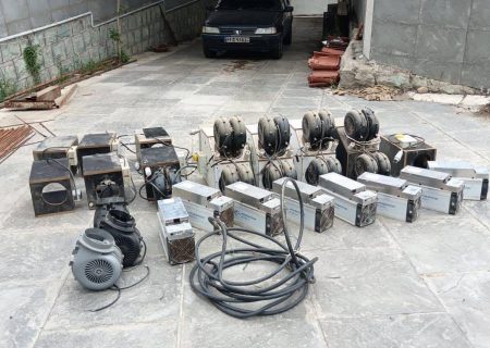 کشف ٨ دستگاه غیرمجاز استخراج رمز ارز در روستای‌ آتشگاه