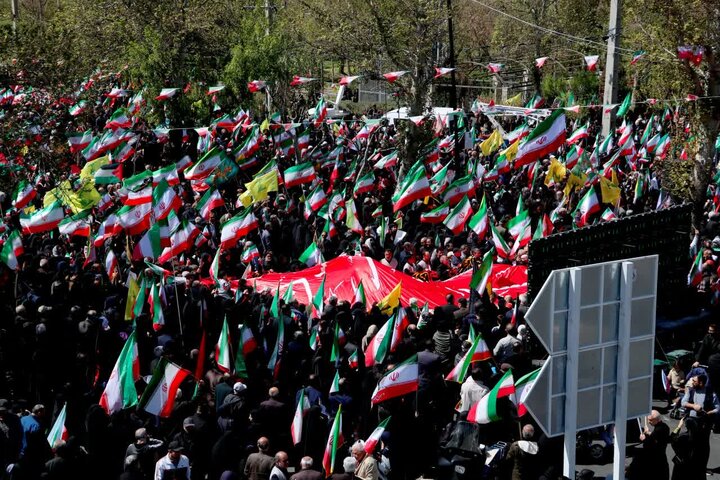 راهبرد عبور از جنگ نامتقارن؛ اقتصاد مقاومتی و دانش‌بنیان کلید پایداری کشور است
