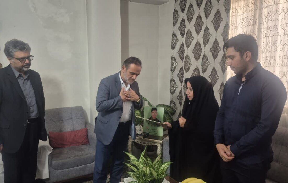 خدمت به خانوادههای شهدا؛ تداوم مسیر آرمانهای مقاومت در مدیریت شهری کرج